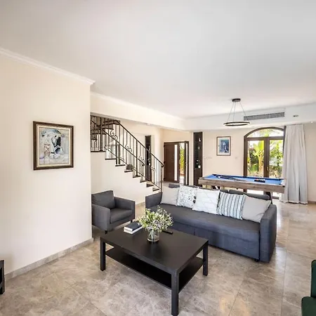 Villa Sunnyvillas: 4br Seafront Villa*private Pool*bw44